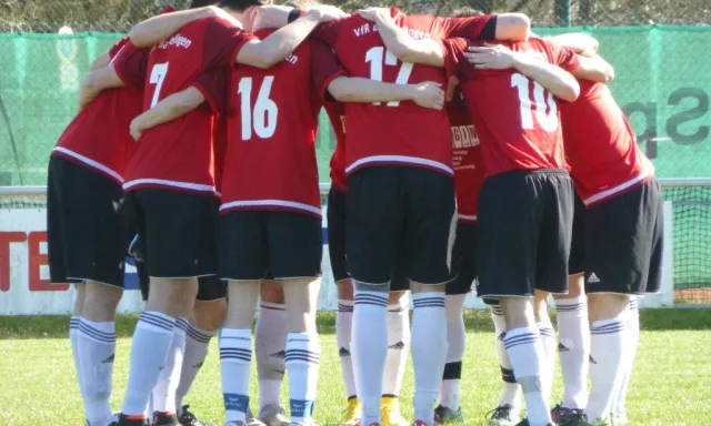 Mannschaftskreis vor dem Spiel